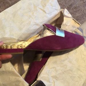 Birdies - The Phoebe in Berry